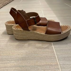 Chunky summer sandals